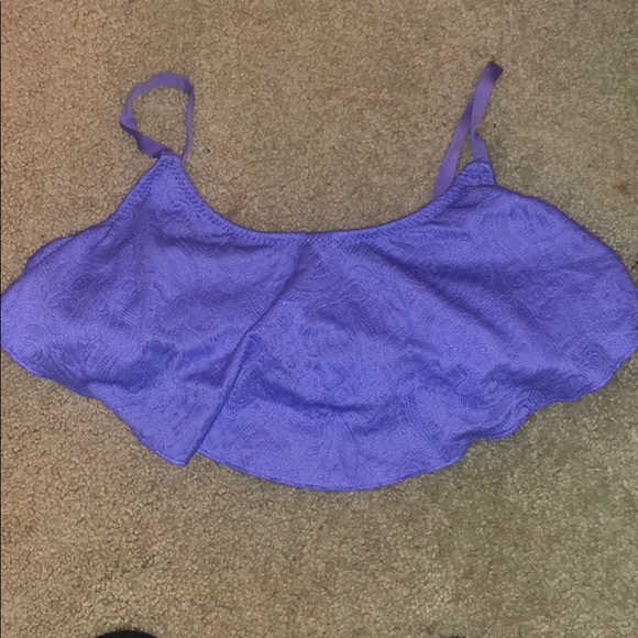 Mossimo Supply Co. Other - Purple flounce bikini top
